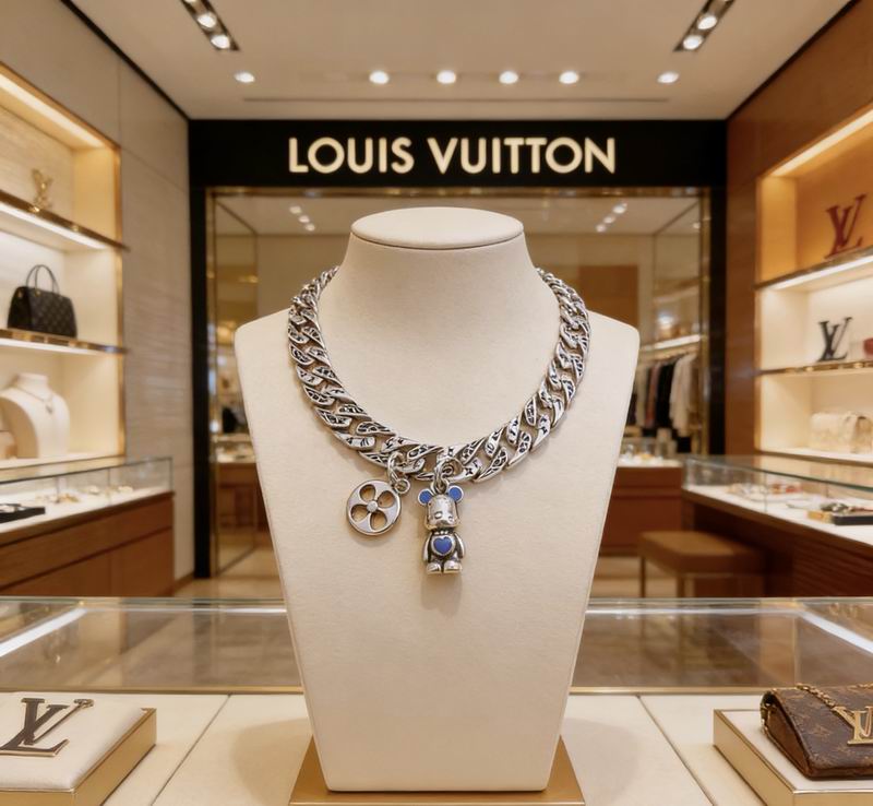 LV Suits 03yxs10